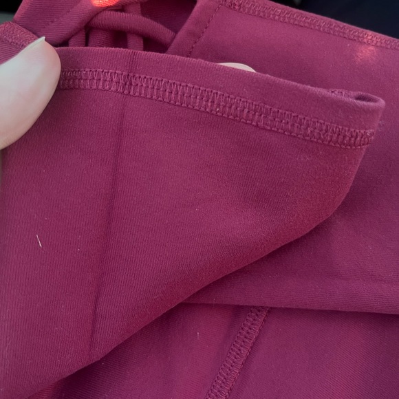 Alo Yoga Entwine Wine braided Open Laced Mid Rise Athletic SMALL. NWOT - Picture 4 of 7